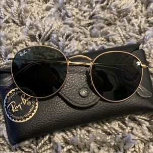 Polarized Ray-bans